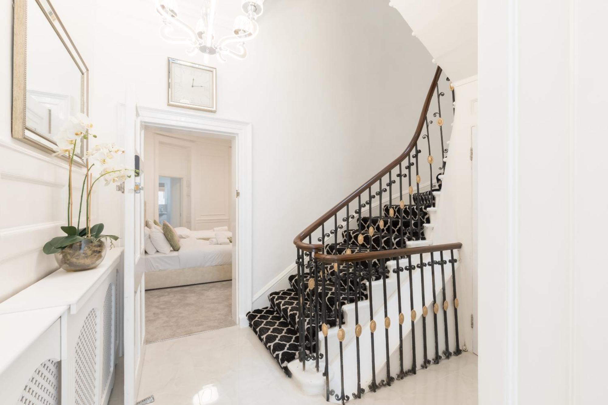 The Chapter - Mayfair Suites London Exterior photo